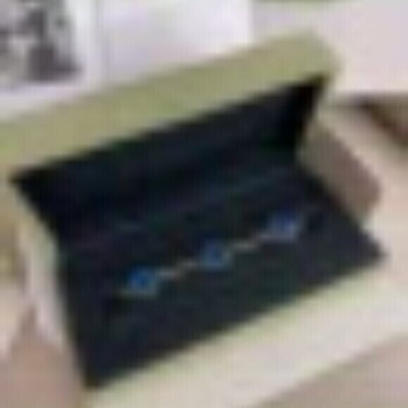 Authentic Van Cleef & Arpels 18K gold blue agate bracelet - Picture 4 of 8